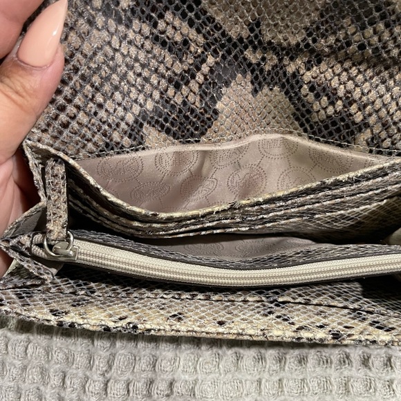 Michael Kors Shiny Snake Print Wallet - Picture 2 of 4